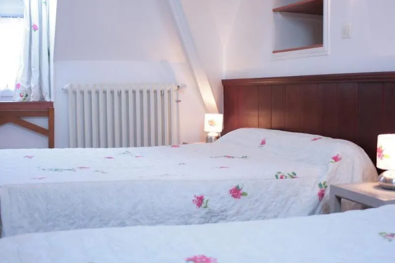 The Originals Boutique, Hotel De Perros